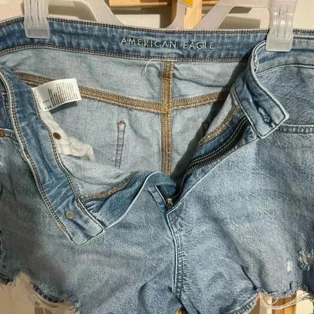 American Eagle outfitters Distressed Denim Shorts size 14 - Picture 4 of 8